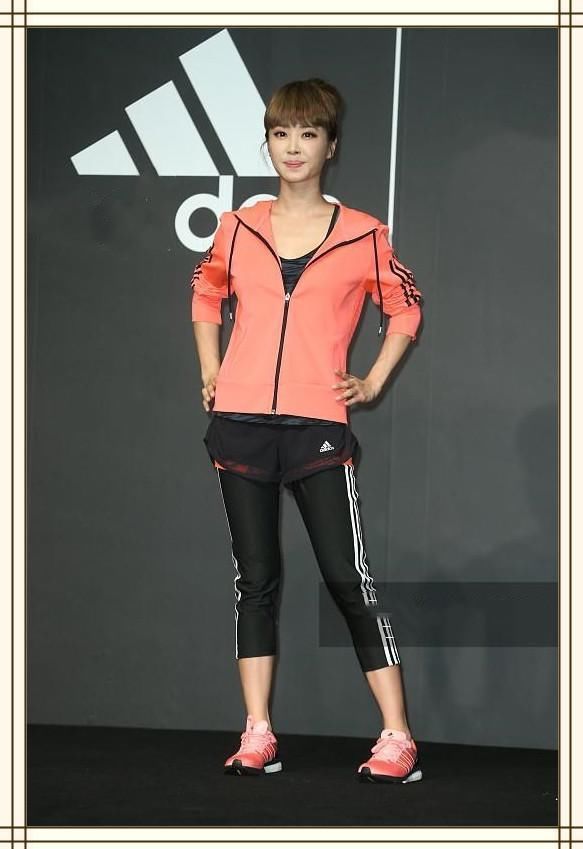 没蔡依林气场真别穿橘色运动装，像沈梦辰这样穿成环卫工就尴尬了