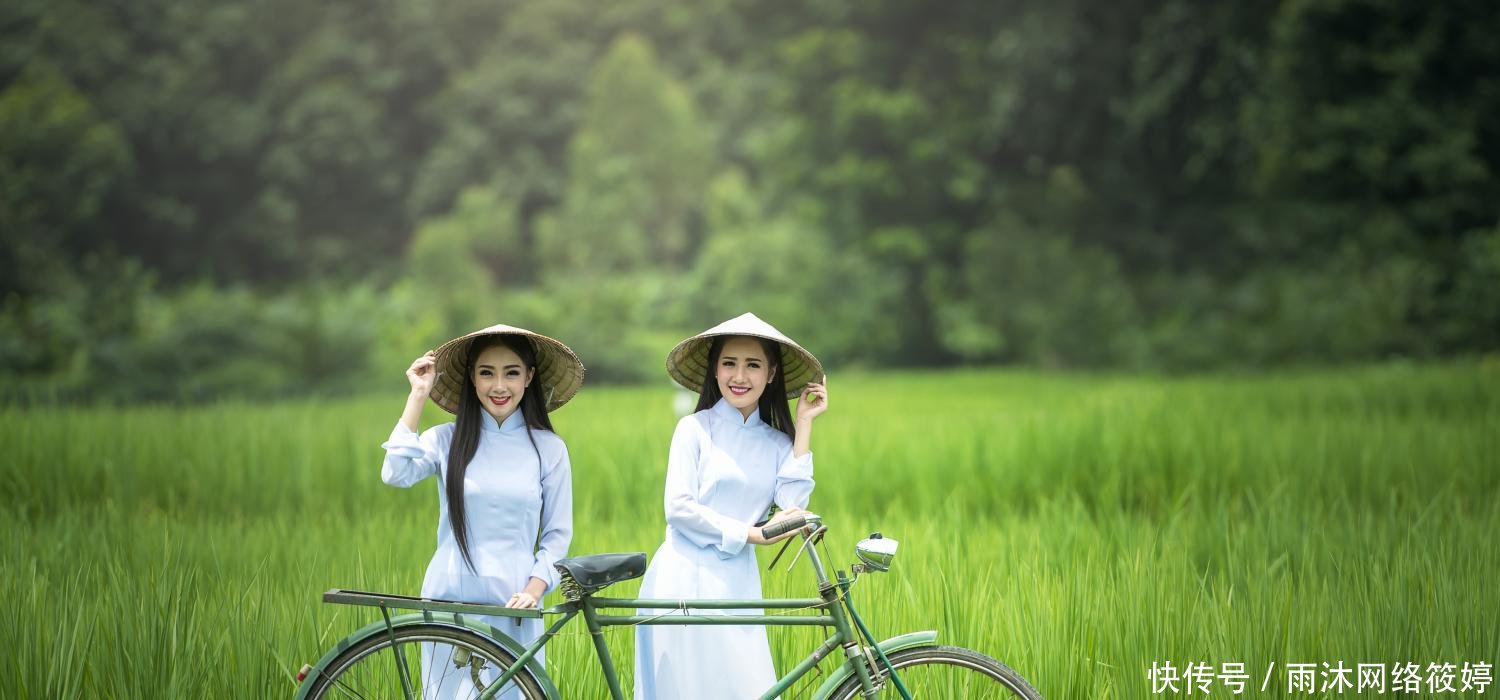 中国游客去越南旅游, 晚上总有越南美女来敲门, 开门会让你脸红