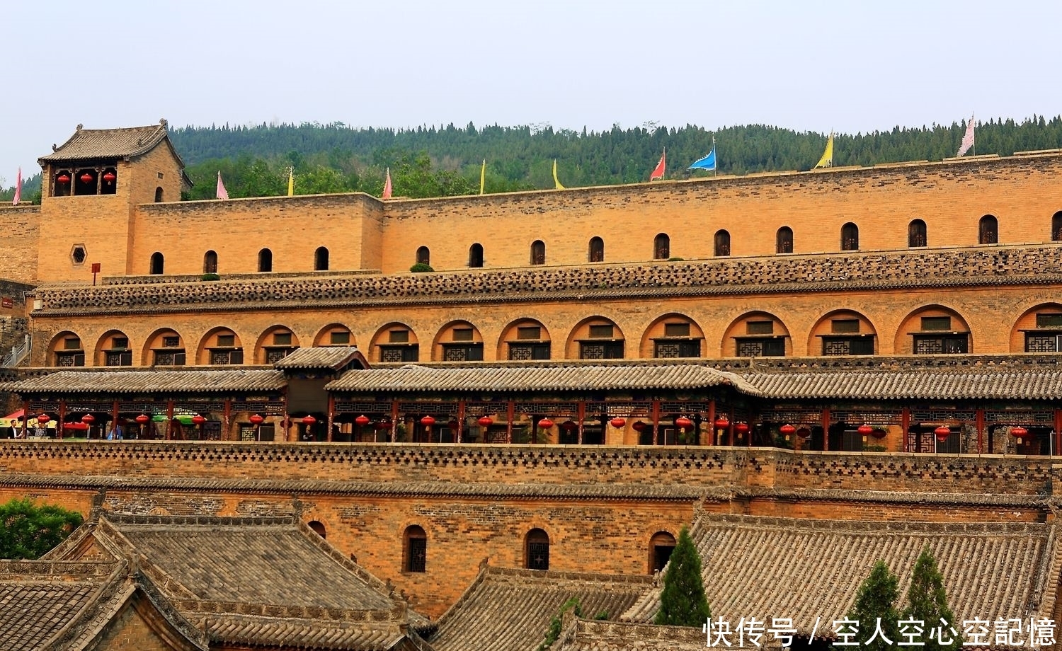 曾经的“首富村”不挖煤了，改深挖文化！一年旅游收入5 个亿