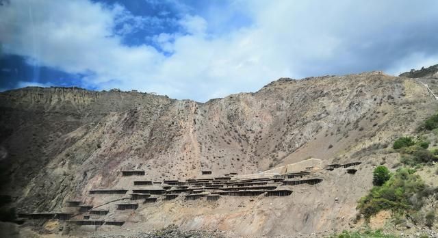 青藏线难，川藏线美，一入西藏误终身