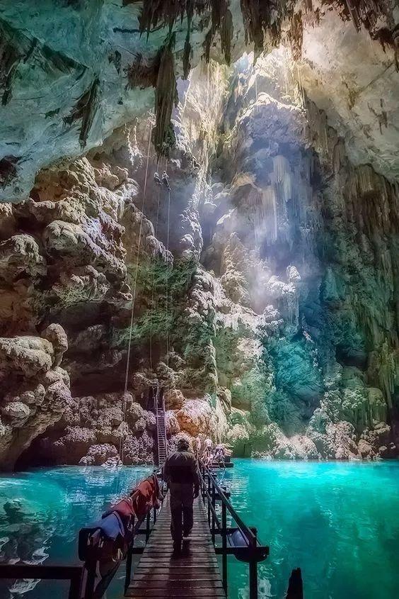 TOP5冷门国度将免签！美女泛滥，风光成灾或许一生只能去一次