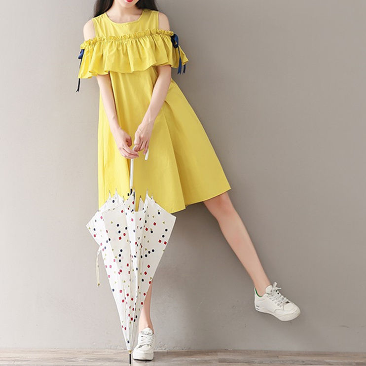 哇塞!姐姐穿上连衣裙，很有夏天的味道，活力十足