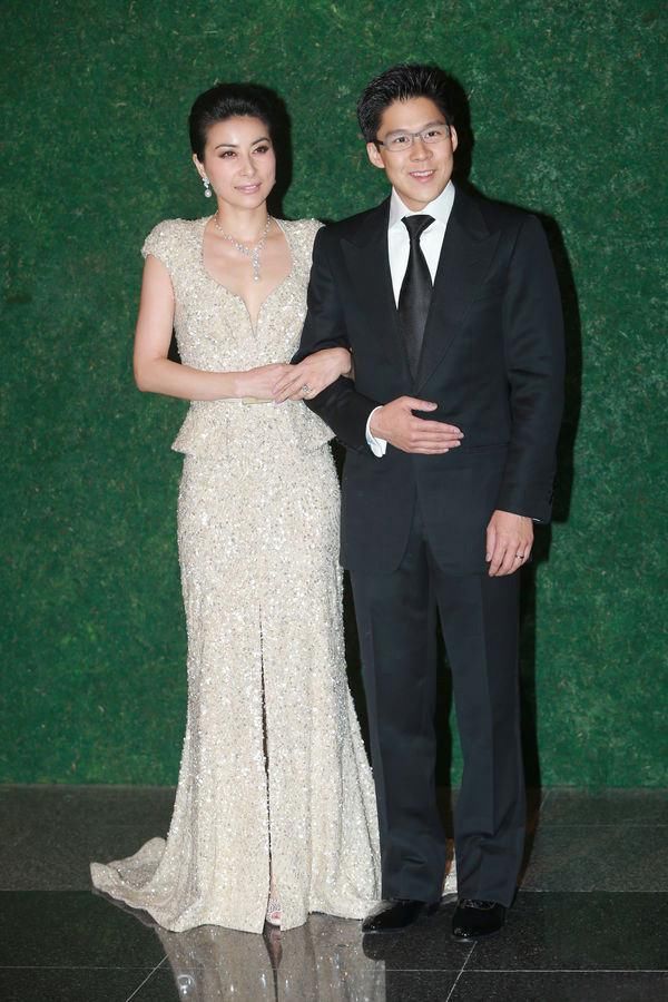 郭晶晶放大招了!花3万改造终于有成效，网友:时尚起来杨幂都怕