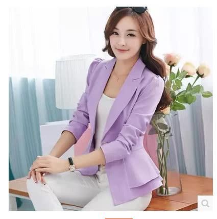 偷偷告诉你：70后女人现在流行这么穿，优雅知性超显气质