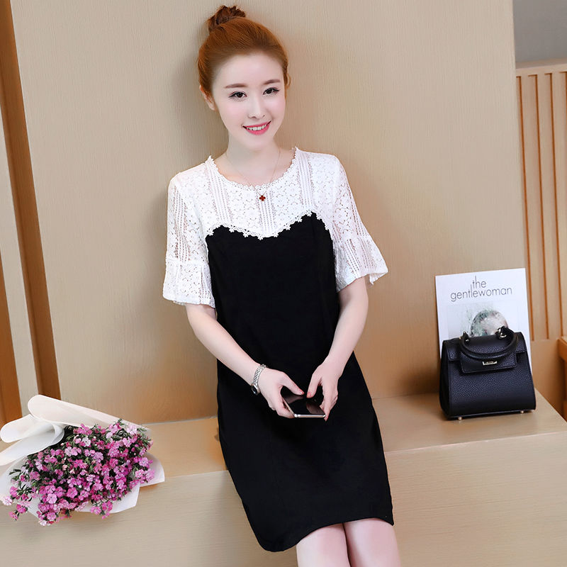 精致的蕾丝很显优雅，镂空与它的搭配，这些裙女人穿上真美