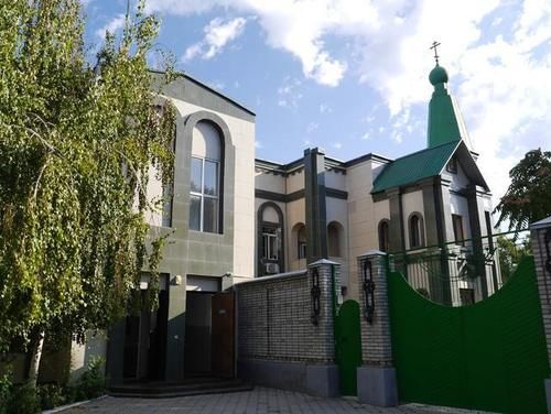 探秘比什凯克东正教复活教堂，感受中亚前苏联风情