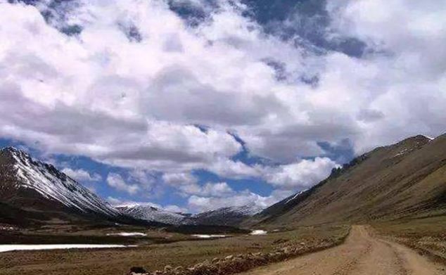 十年前进西藏的路是什么样子，知道吗？旅游自驾先进来看照片