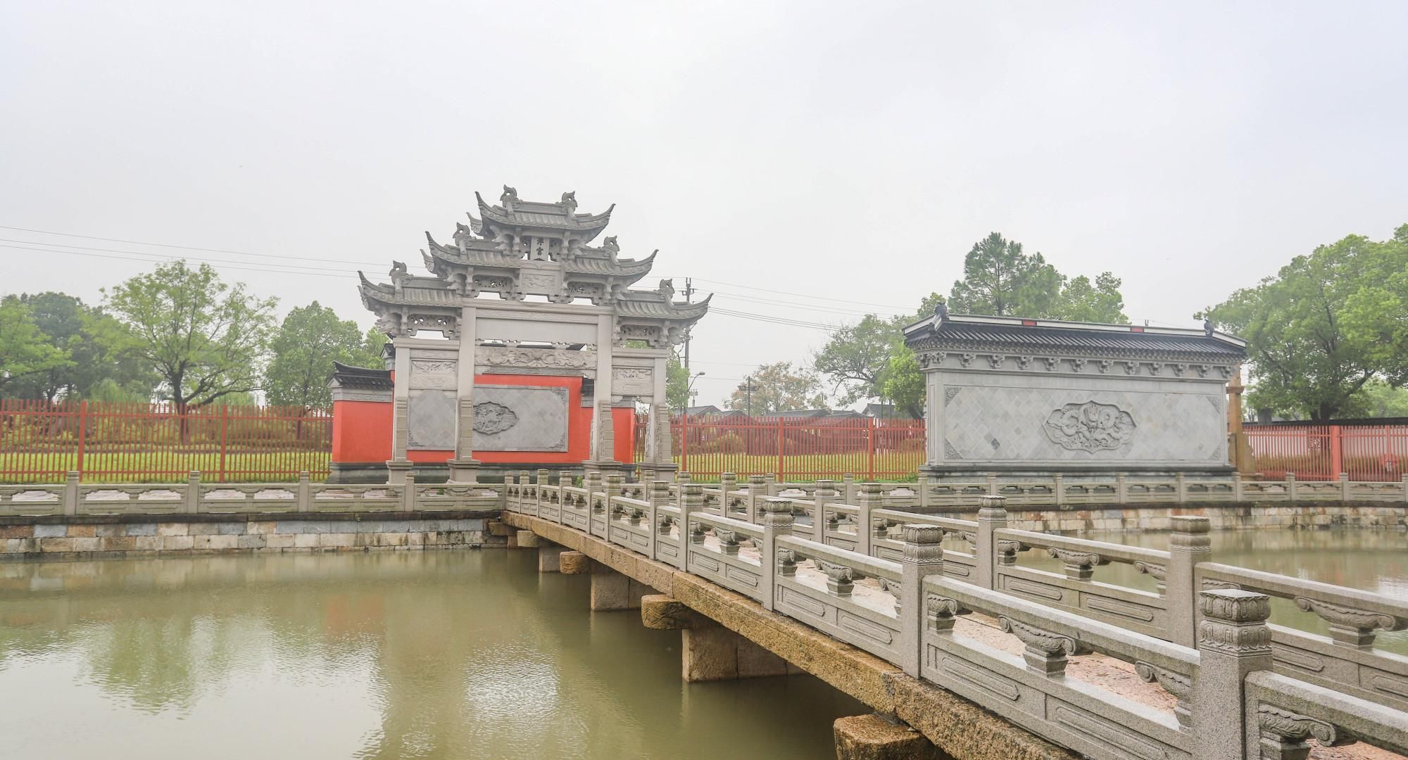 隐藏在两千年古城里的学府，低调有内涵，却很少有游客参观