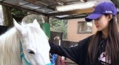 网传张一山谈恋爱，并晒出大量“证据”，网友：我不同意这门亲事