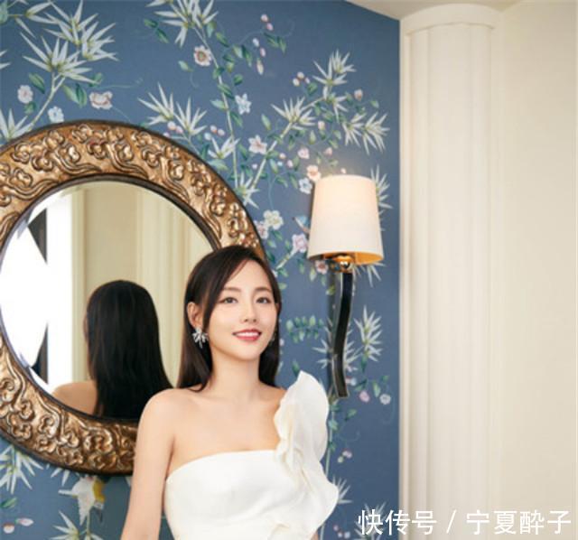  【女生】最受男生欢迎的女生，脸上都有这些“特征”，第一个不是很常见