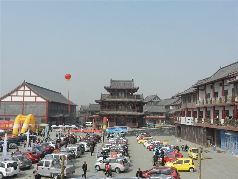 中国方言最特别的3座城市，游客来了能听懂，如今被游客“挤爆”