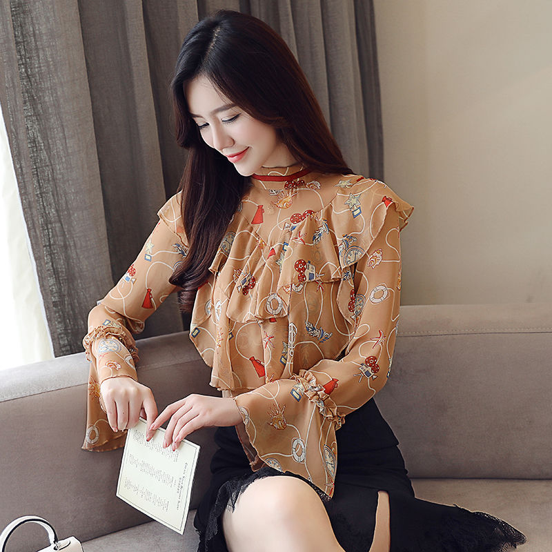 身材丰满的女人试试这“流氓衫”，性感而不失韵味，满满女人味