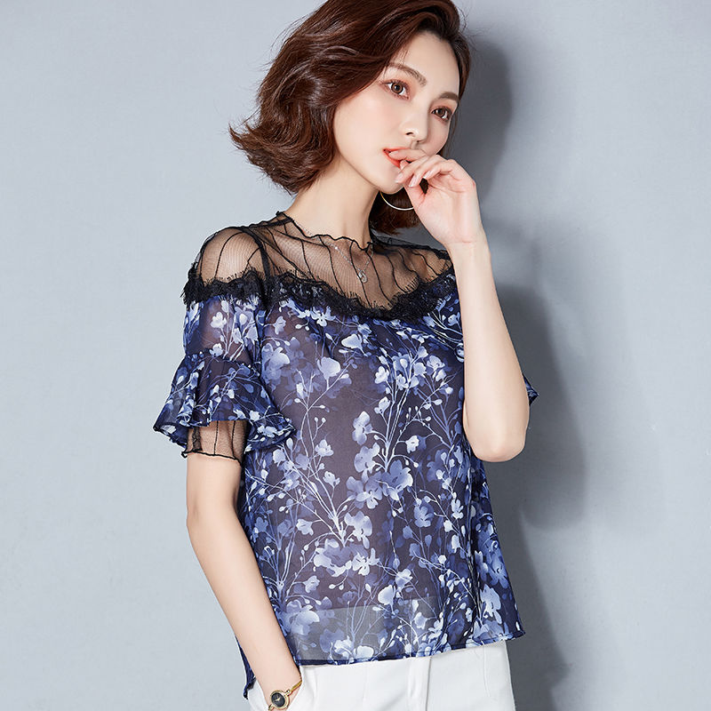 今年流行碎花雪纺衫!上身特别显瘦，女神气质一览无余