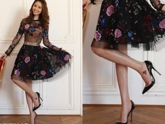 林心如亮相活动，穿“奇葩”高跟鞋，走路不用扶直接变成小企鹅！