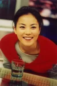 谢霆锋发微博求救 房间被淹情形危急, 被怒骂网友：黑粉太可怕