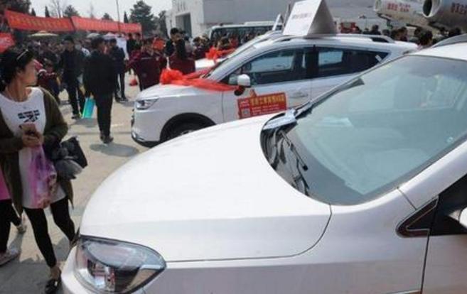为什么建议外地农民工先不要买车？一老司机终于说出了实话！