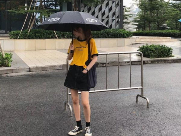 30元的T恤，60元凉鞋，70元的连衣裙，这家店好看到飞起!