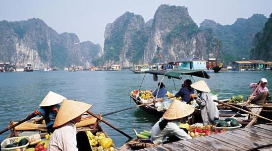 到越南旅游，遇到姑娘问你“要不要生菜”，可千万别再当冤大头了