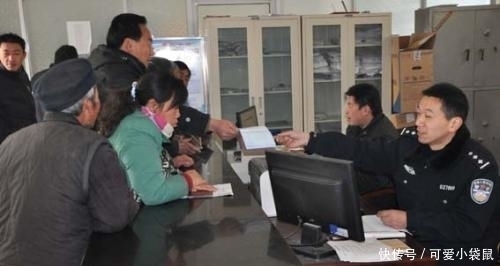 农业户口取消了,今年农民要拿到3个证,能换20万,家家都该有
