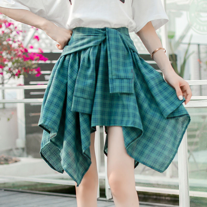 穿裙子很多时候都不方便，还是这种裤裙好，比裙子还美也不怕走光