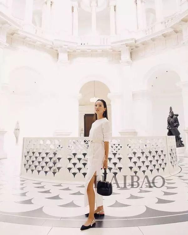 小个子夏日穿搭特辑!身高不足160cm的她们，怎么穿才能显高又时髦