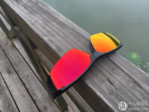 适合亚洲人的运动眼镜-高特GT-66001定制版变色运动眼镜