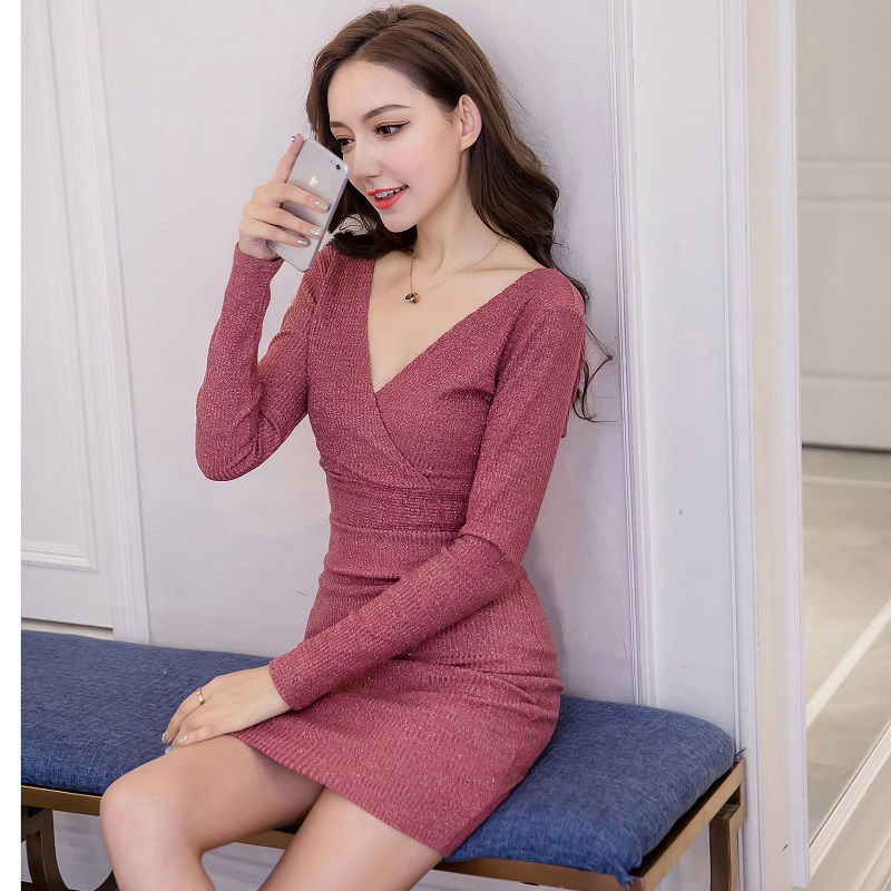 让人怦然心动的气质裙，显高还女人味十足