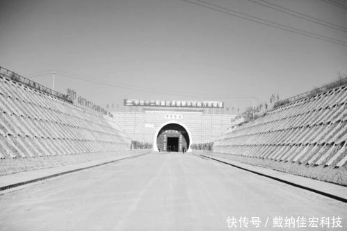 全长1837公里，中国这条铁路上亿人受益，多国看了直眼红