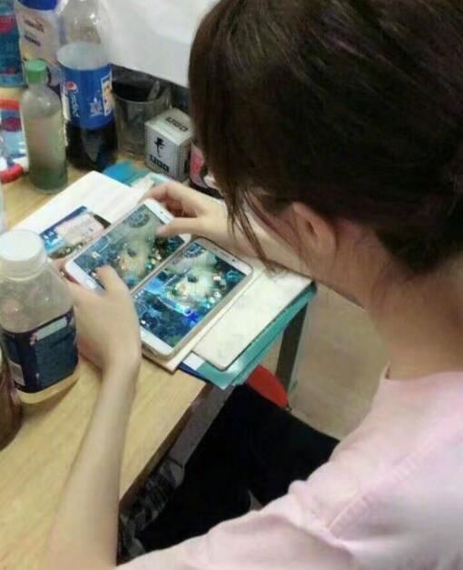  兄弟■搞笑趣图：失散多年的兄弟终于重逢了