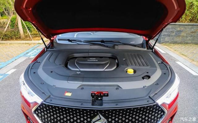  『服务无疑』长4米9的B级车，能自动驾驶，付2020元就能提走，不满意还能退