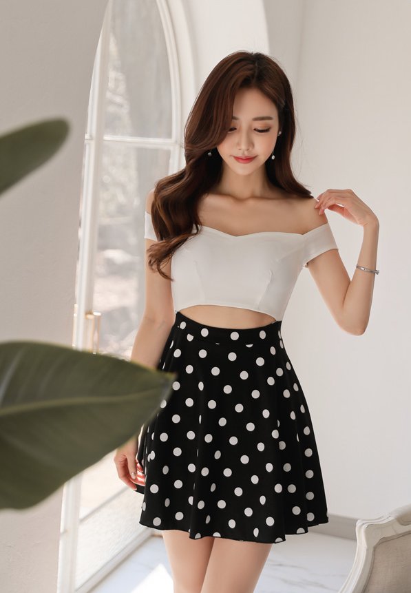 白点裙，衬托你迷人可爱气质