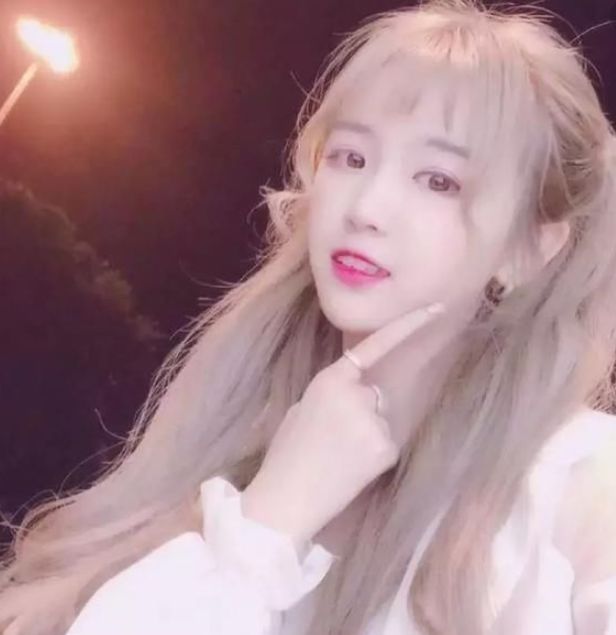 杨清柠发微博遭网友谩骂，原因只有一个，网友：太不要脸了！