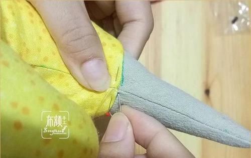 「布艺」一小块花布就能做玩偶,布艺蜗牛玩偶,做抱枕好舒服,附教程
