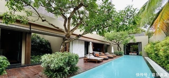 那一刻:在600多平的别墅房睡一晚是啥感觉?推开门那一刻就知道没白来