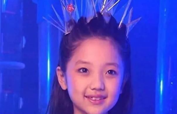  [家暴]《快乐星球》小演员都咋样了？有人结婚晒娃，有人竟敢劈腿家暴？