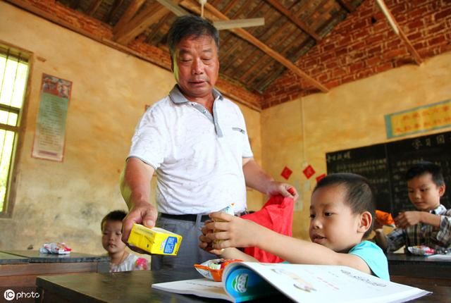 教师新政策，直聘高级教师，你看你可以吗？