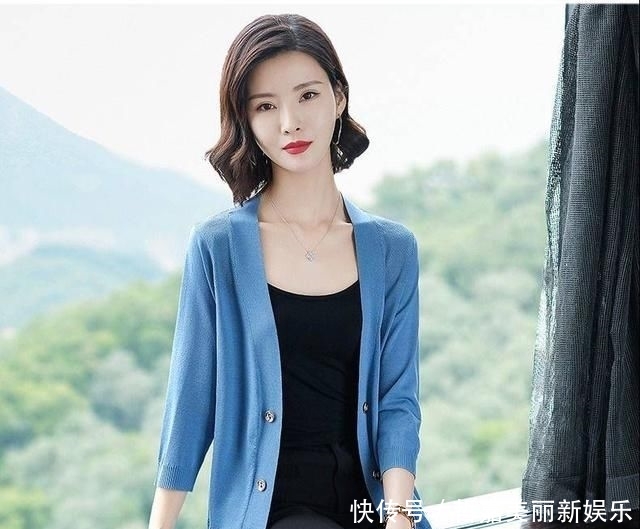 『女人』爱打扮的女人有福了,推荐几个适合40岁女人的穿搭,精致又有范
