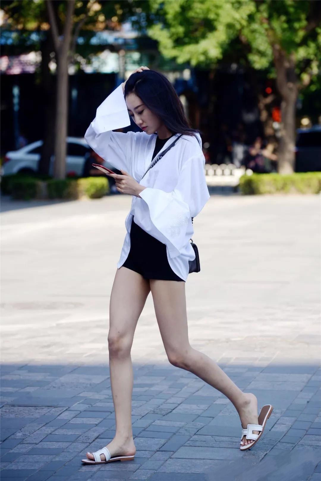 街拍路人，神采飞扬的时尚穿搭参考，让你气质飙升美出新高度