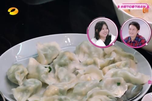 『做饭』宋茜为员工包饺子,看到成品出来的那一刻,确定是女明星做的