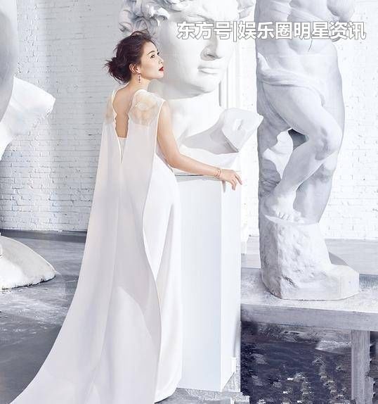 39岁刘涛靠气质把29岁倪妮比下去了，但脖子短的我都尴尬了