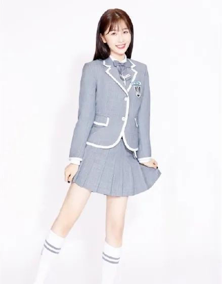  『大腿袜』腿粗别穿“半腿袜”,袜子直接拉到膝盖以上,显腿细又很显腿长!