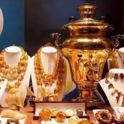 坑完中国游客，外国人这样说:反正他们人傻钱多，太好骗!