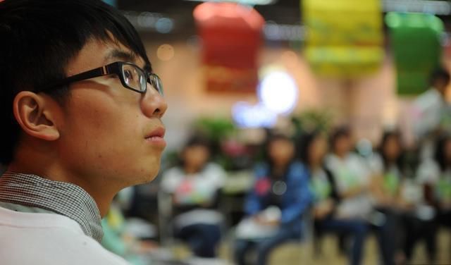 老员工1句话,工厂老板:想干就干不干滚蛋,那么