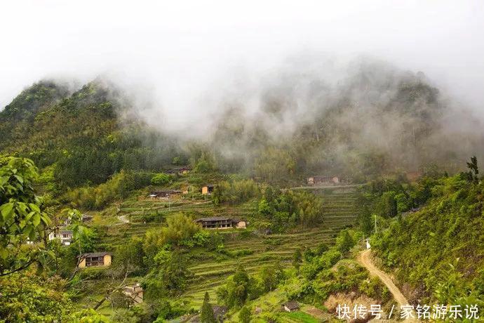 福建最高傲的山是一座逃避的古村落, 像雾像仙子!