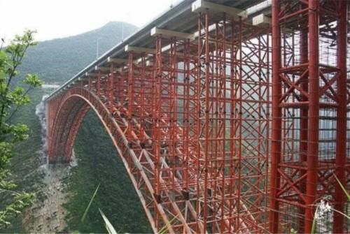  「港珠澳大桥」世界最长的大桥，开车全程要两个小时，长度大概