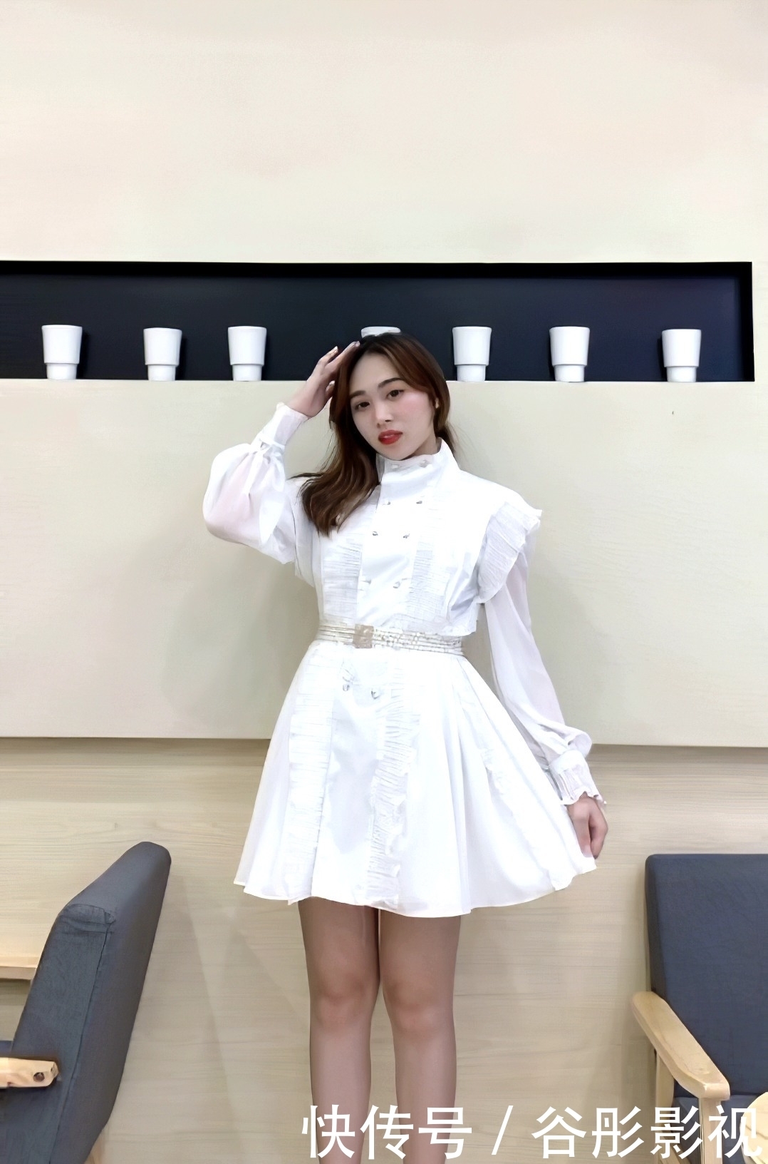 裙装@有型又有颜,穿出好身材,哪个是你所爱,街拍:美女裙装穿搭合集