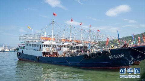 南海休渔期结束 千帆集结竞发