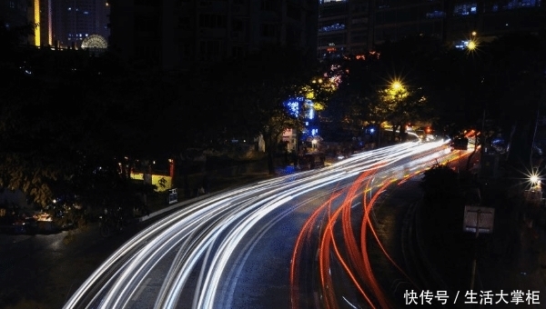 中国最惊艳的夜景城市，比肩北京上海，就在西部