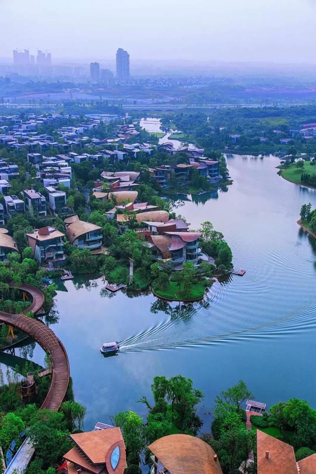 发现另一个成都,世界和故乡都在这里