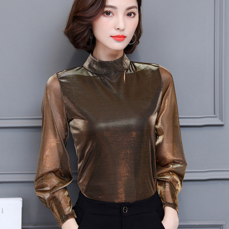 中秋回家，给妈妈带了两件欧式小衫，减龄显嫩，她肯定很高兴的